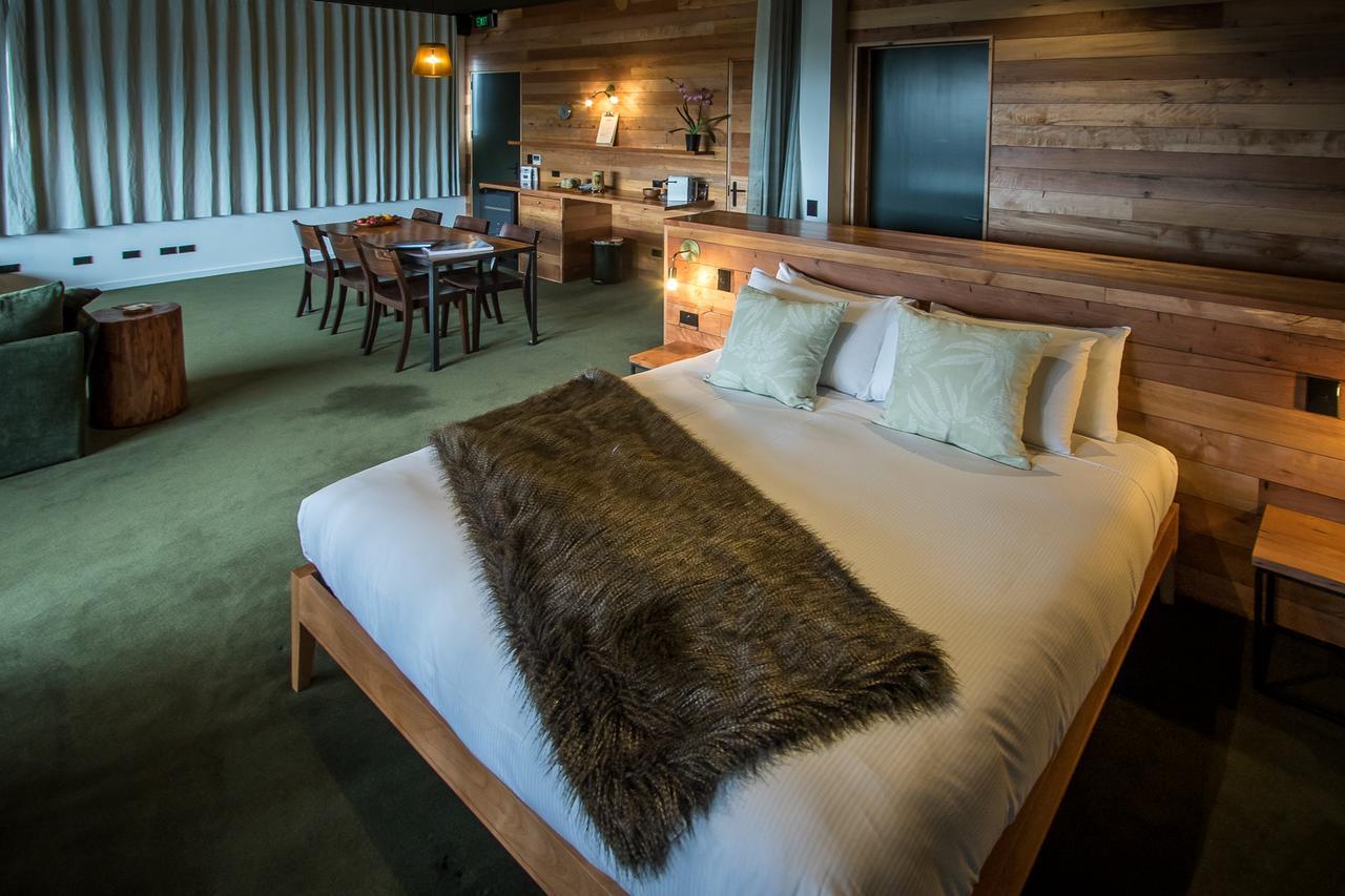 The Cinema Suites Te Anau Extérieur photo